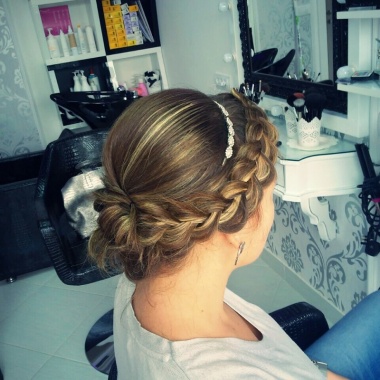 MAXIMA M BEAUTY - šminka za venčanja