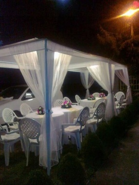 Garden Bianco Šatori * šatori