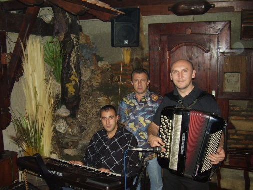 Folk plus bend