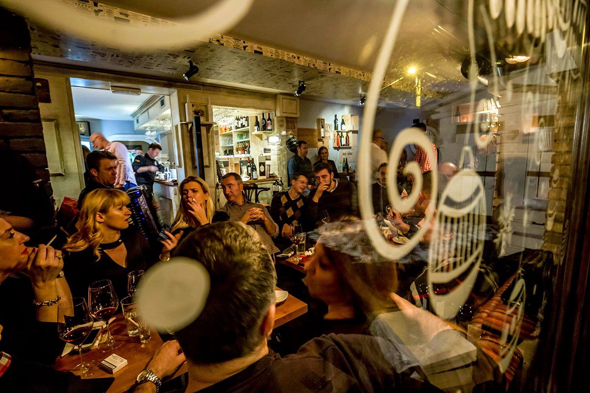 Hangla Gastro Kafe Bar – prostor i ponuda 6