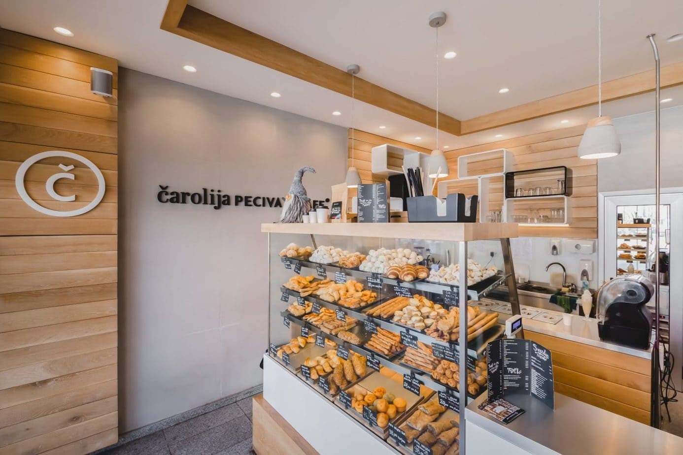 Čarolija Peciva & KAFE