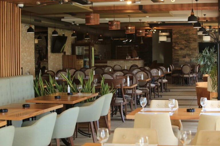 Hotel i restoran MV Monogram